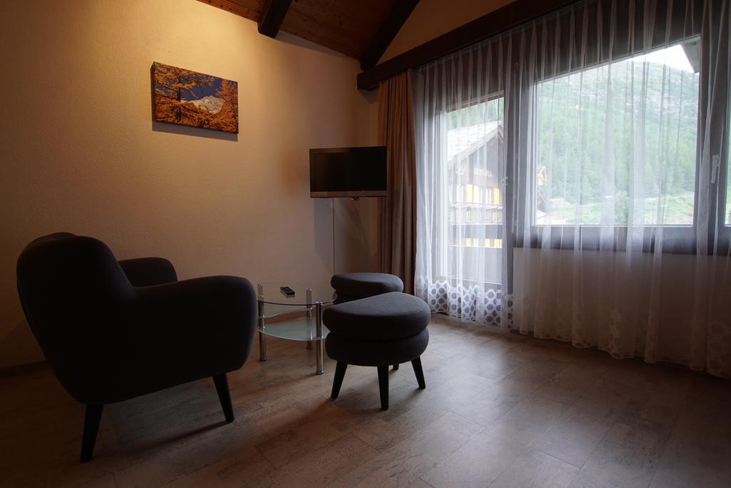 Haus Amor Saas-Fee Bagian luar foto